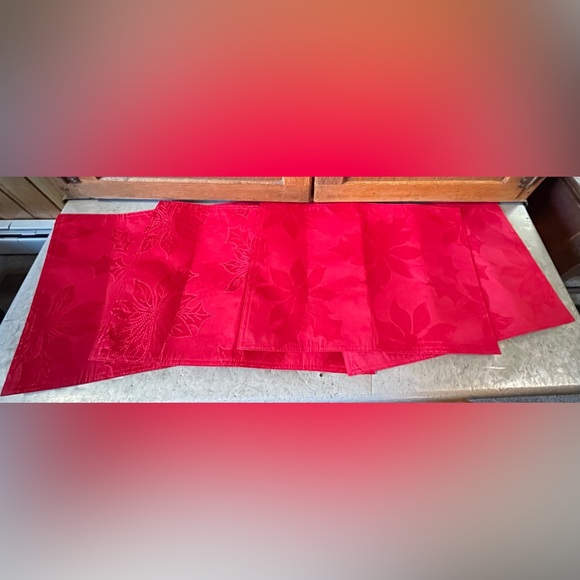 Christmas/Holiday Placemats 4ct - Picture 1 of 4